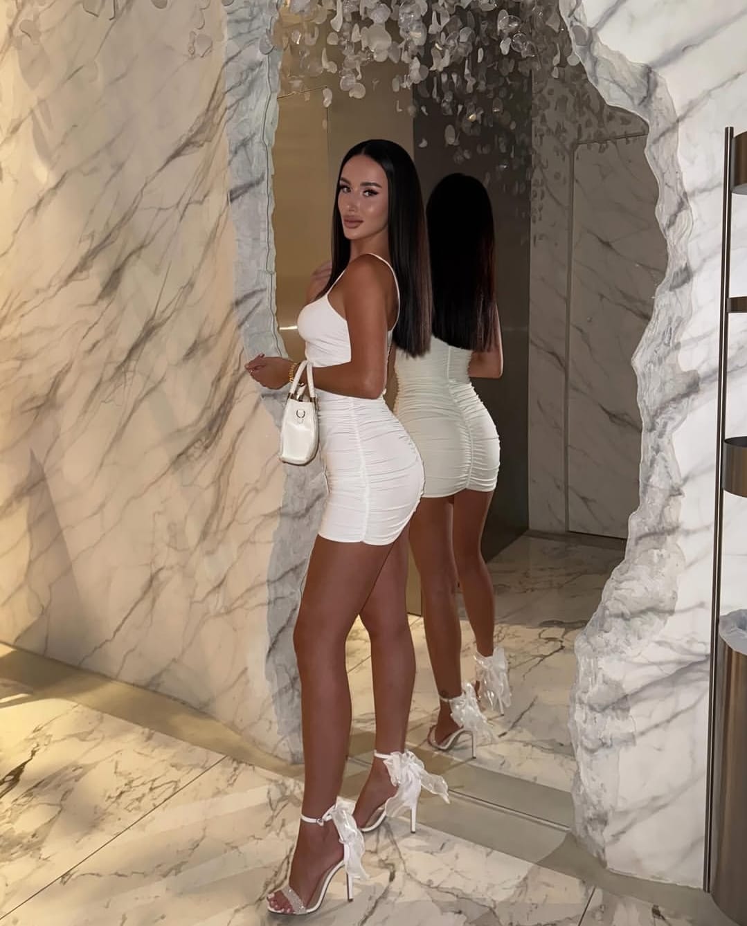 Aigul from Kazakhstan Istanbul private model photo 2